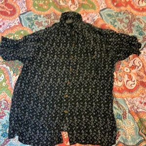 Men’s vintage large paisley button up